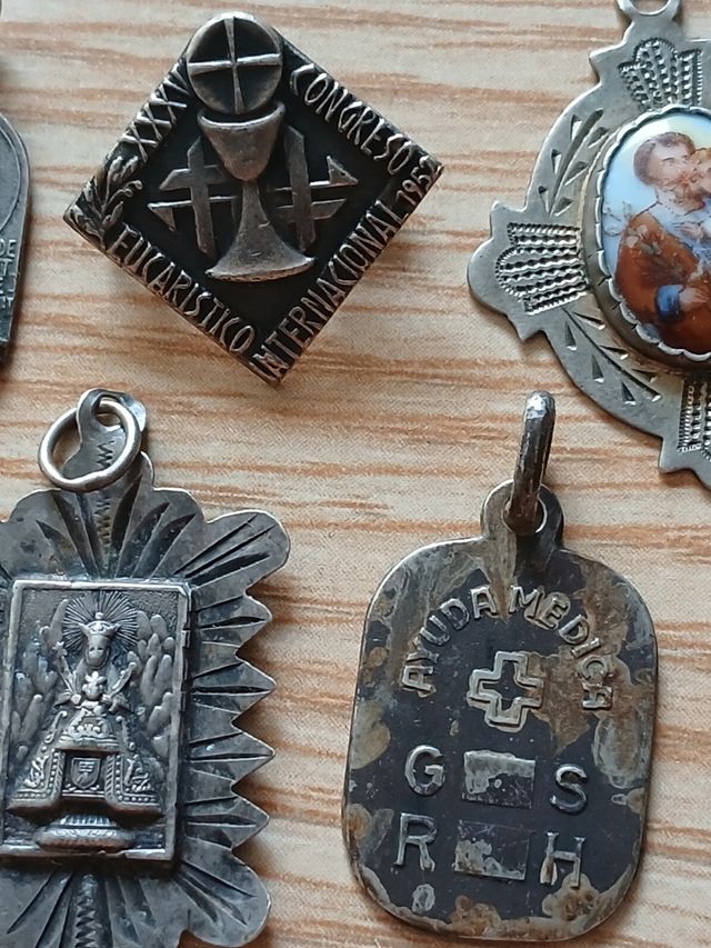 Medallas religiosas plata antiguas