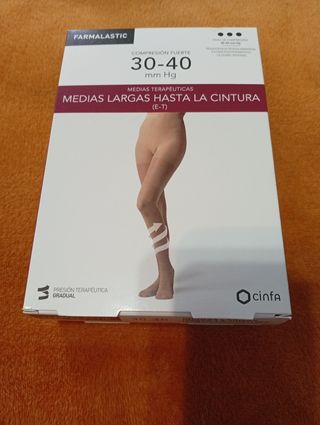 Medias Farmalastic + Bolsas - 4€ todo el lote.