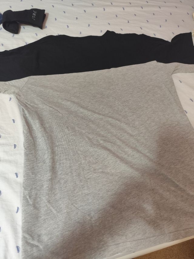 Camiseta Fila gris y negra