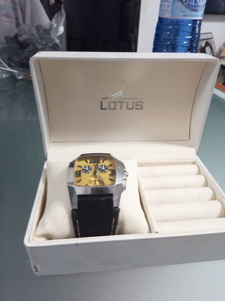 Reloj Lotus Cronografo Amarillo