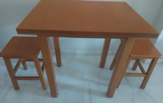 Tavoli in legno per bar