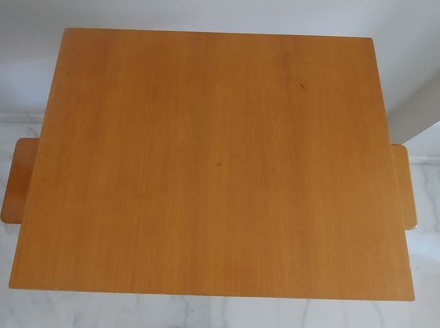 Tavoli in legno per bar