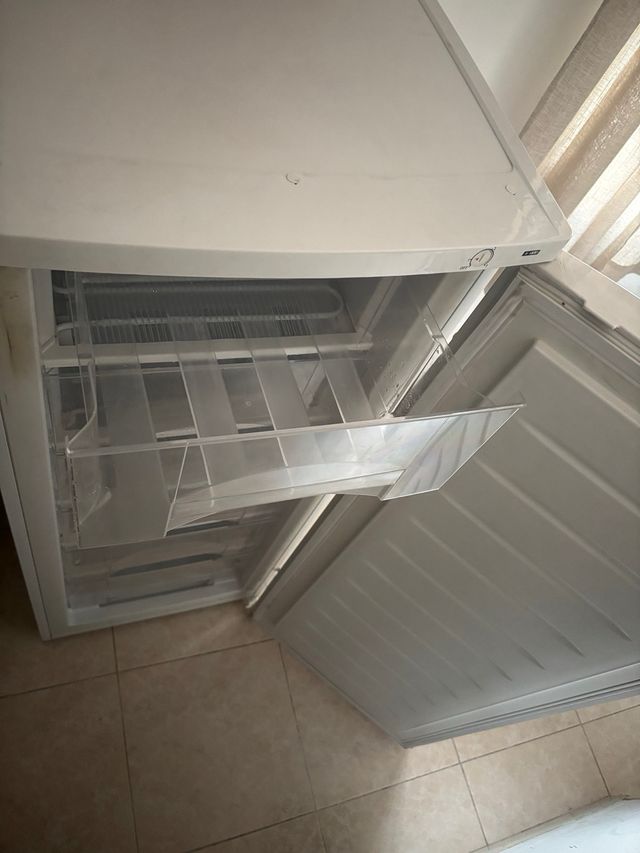 Congelador Frigelux - 198 L