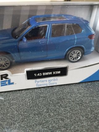 BMW X5M 1:43 Silver Wheel