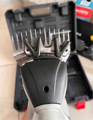 Tagliasiepi elettrico Makita TM-8137A