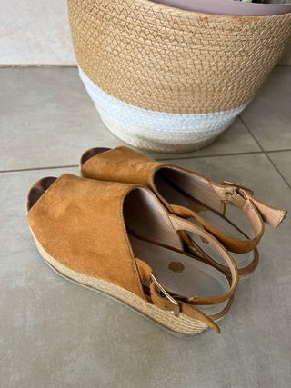 Sandalias cuña esparto marrón tienda local