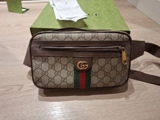 Riñonera , bolso Gucci original piel marrón. 