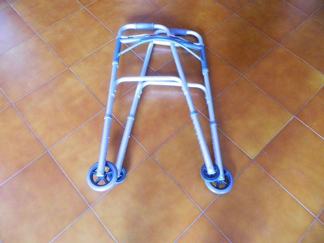 Deambulatore Rollator usato