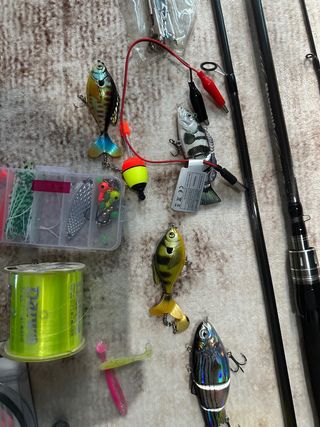 Barco pesca RC + accesorios