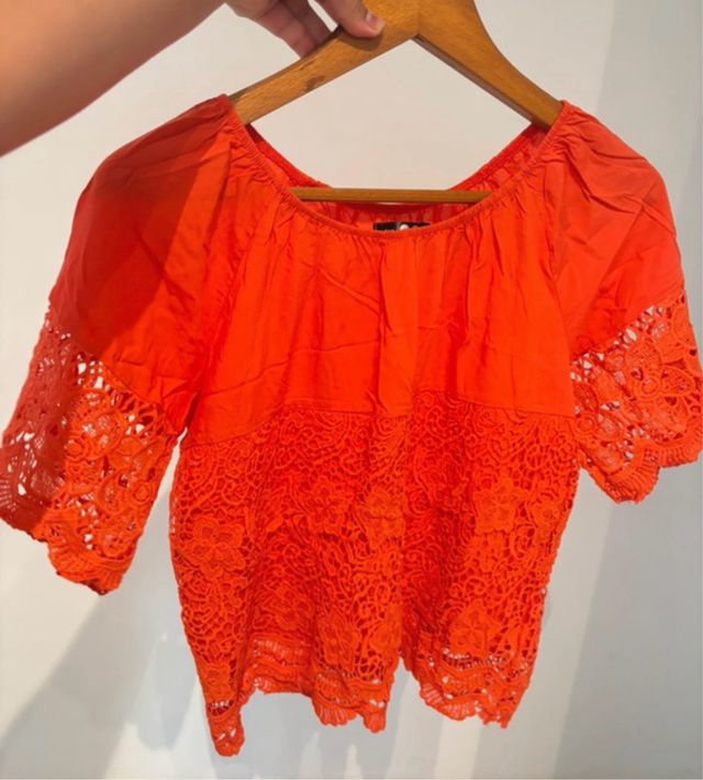 Blusa naranja crochet