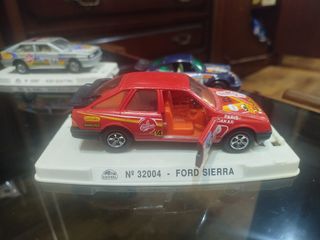 Miniatura Ford Escort, Sierra, Audi, BMW, Porche
