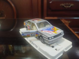 Miniatura Ford Escort, Sierra, Audi, BMW, Porche
