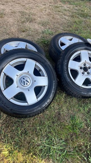 4 llantas Volkswagen Golf IV