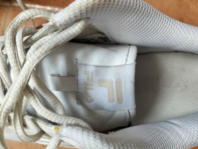 Zapatillas Fila Blancas - Deportivas