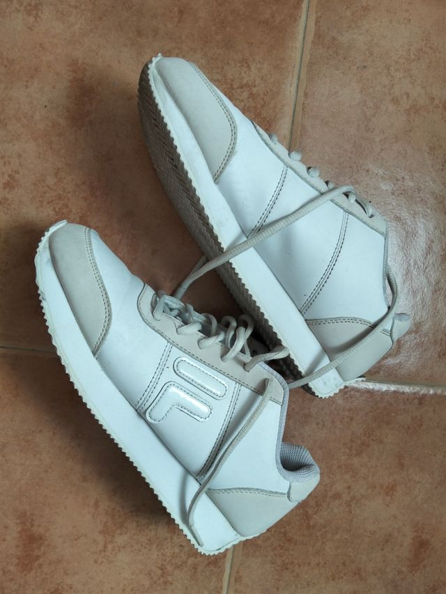 Zapatillas Fila Blancas - Deportivas