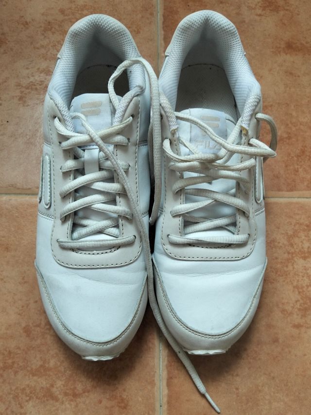 Zapatillas Fila Blancas - Deportivas