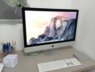 iMac 27" Retina 5K (2014) Apple
GOLPE EN PANTALLA