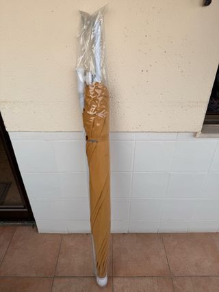 Parasol Grey Line 2m amarillo ocre (nuevo)