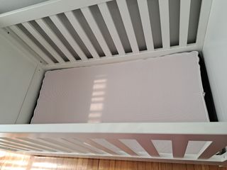 Culla per bambini 140x70 - Bianca + materasso Baby Keeper