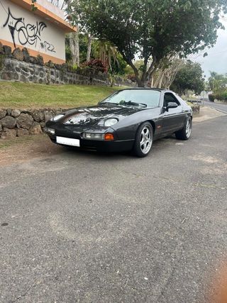 Porsche 928 1989