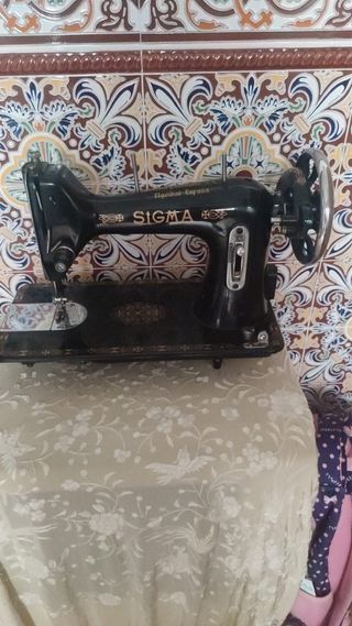 Máquina coser Sigma Antigua