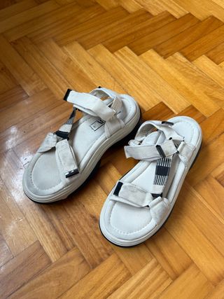 Sandalias Zara plataforma blancas-negras 40