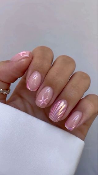 UÑAS ACRILICAS 