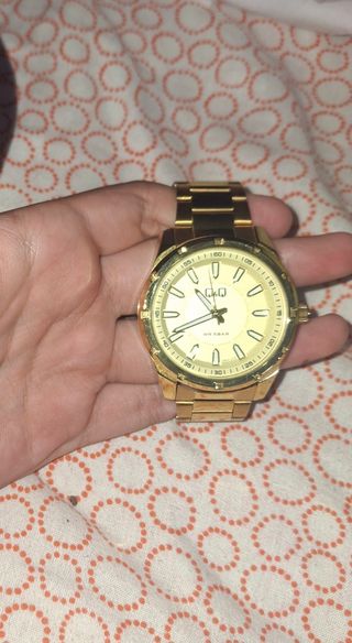 Reloj Q&Q dorado -  WG Gear