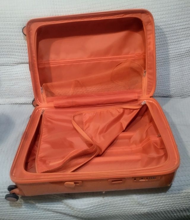 Maleta naranja Emidio Tucci