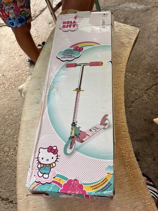Patinete Hello Kitty niña
