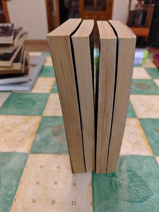 Lote de 4 novelas negras Jucar Años 70/80 (A)