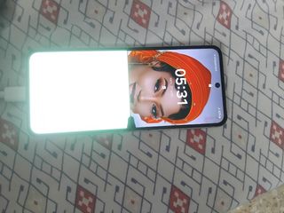 Esta roto el pantalla Samsung z Flip4