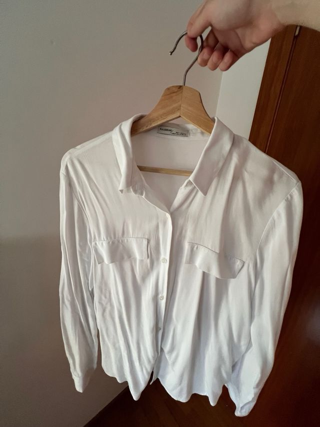 Camisa blanca Pull&Bear