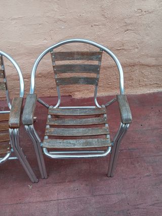2 Sillas de  terraza metal y madera