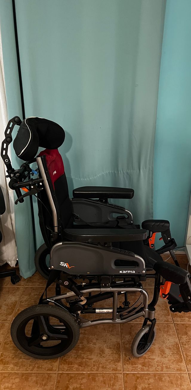 SILLA RUEDAS KARMA SRV