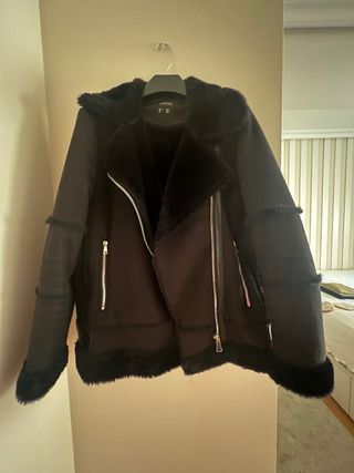 Cazadora negra - Talla S