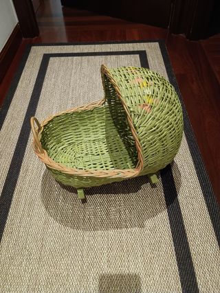Cuna mimbre bebé vintage