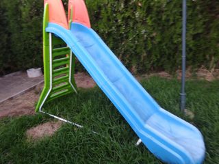 Tobogán infantil Feber XL usado
