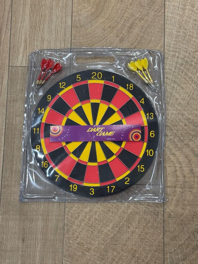 NUEVA A ESTRENAR Diana de dardos Nueva