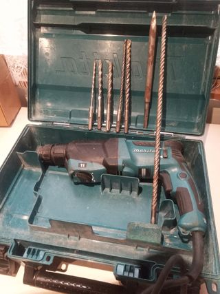 Martillo percutor Makita HR2630