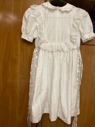 Vestido blanco niña