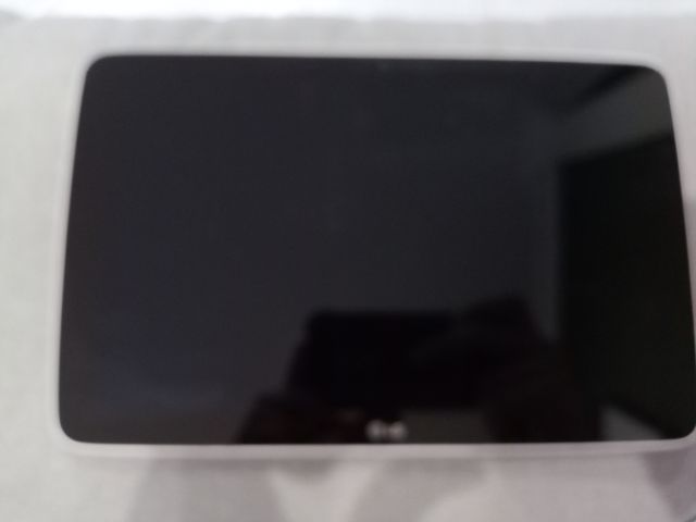 Tablet LG V700 - Blanca y Negra