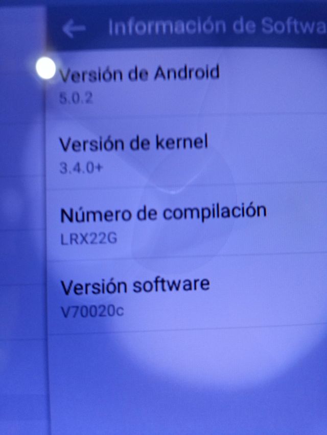 Tablet LG V700 - Blanca y Negra
