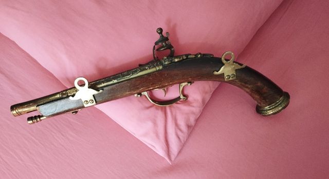 Pistola decorativa antigua colgador de llaves