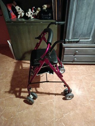 Andador para personas mayores 