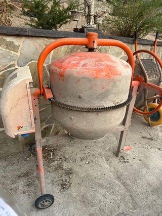 Hormigonera 180l - Naranja usada