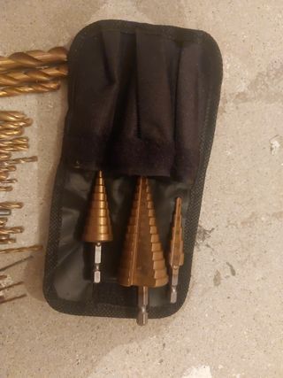 Brocas Titanio + 3 Brocas Escalonadas