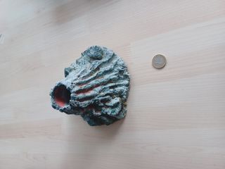 Adorno volcán acuario cerámico