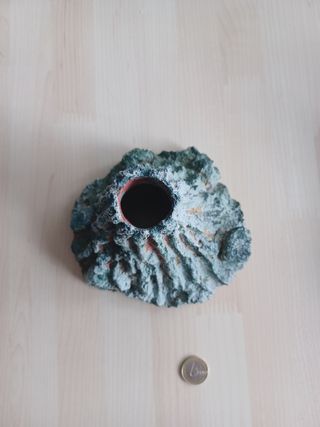 Adorno volcán acuario cerámico