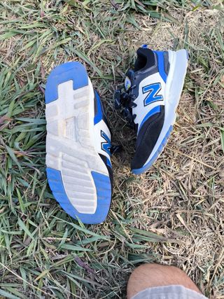 Tenis New Balance 997H - Azul y Negro